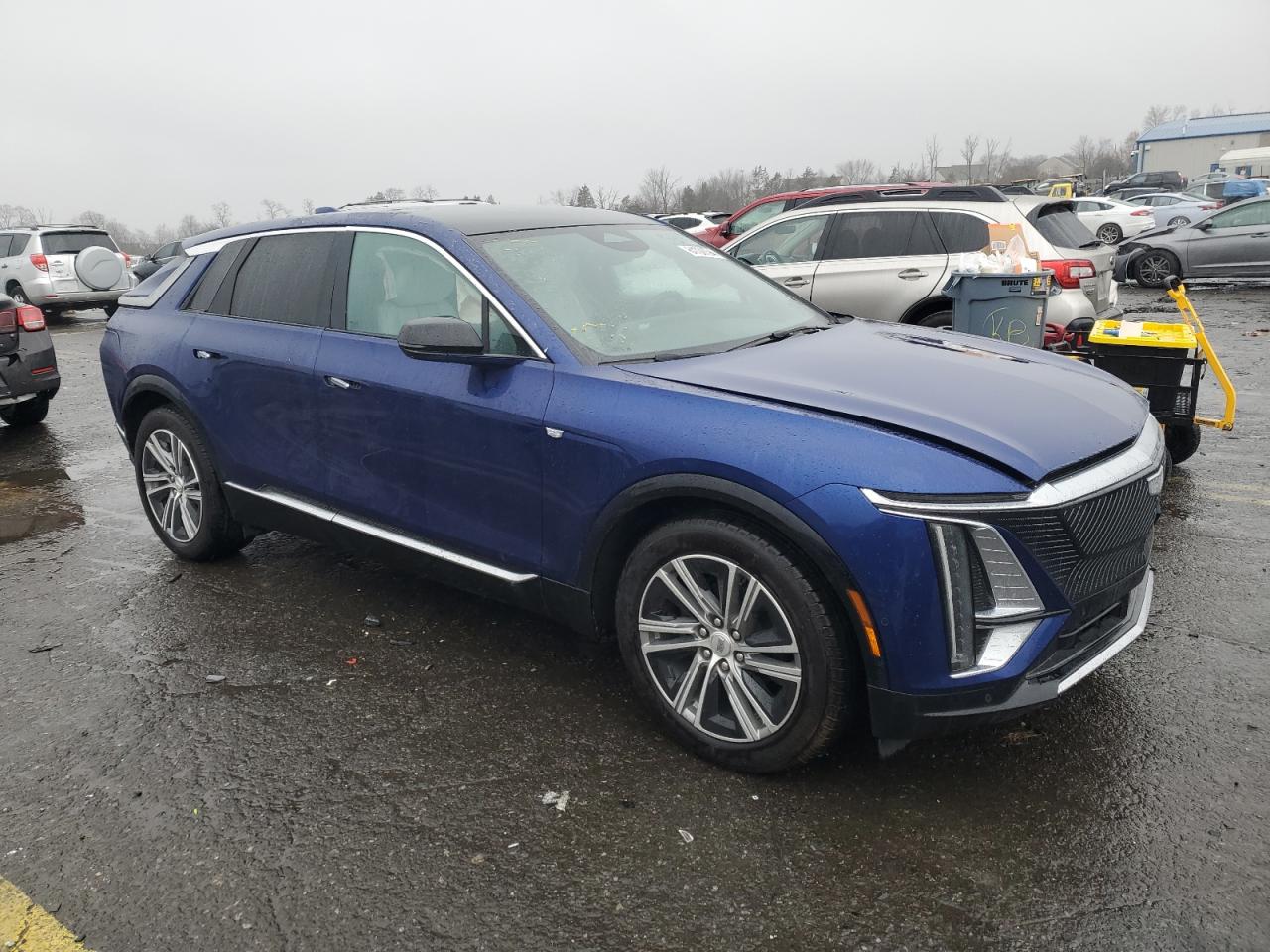 2024 CADILLAC LYRIQ LUXURY VIN:1GYKPPRL2RZ109198