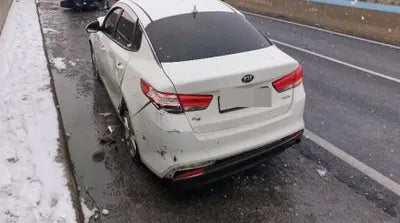 2016 Kia K5 KNAGU416BGA061467 VIN:KNAGU416BGA061467