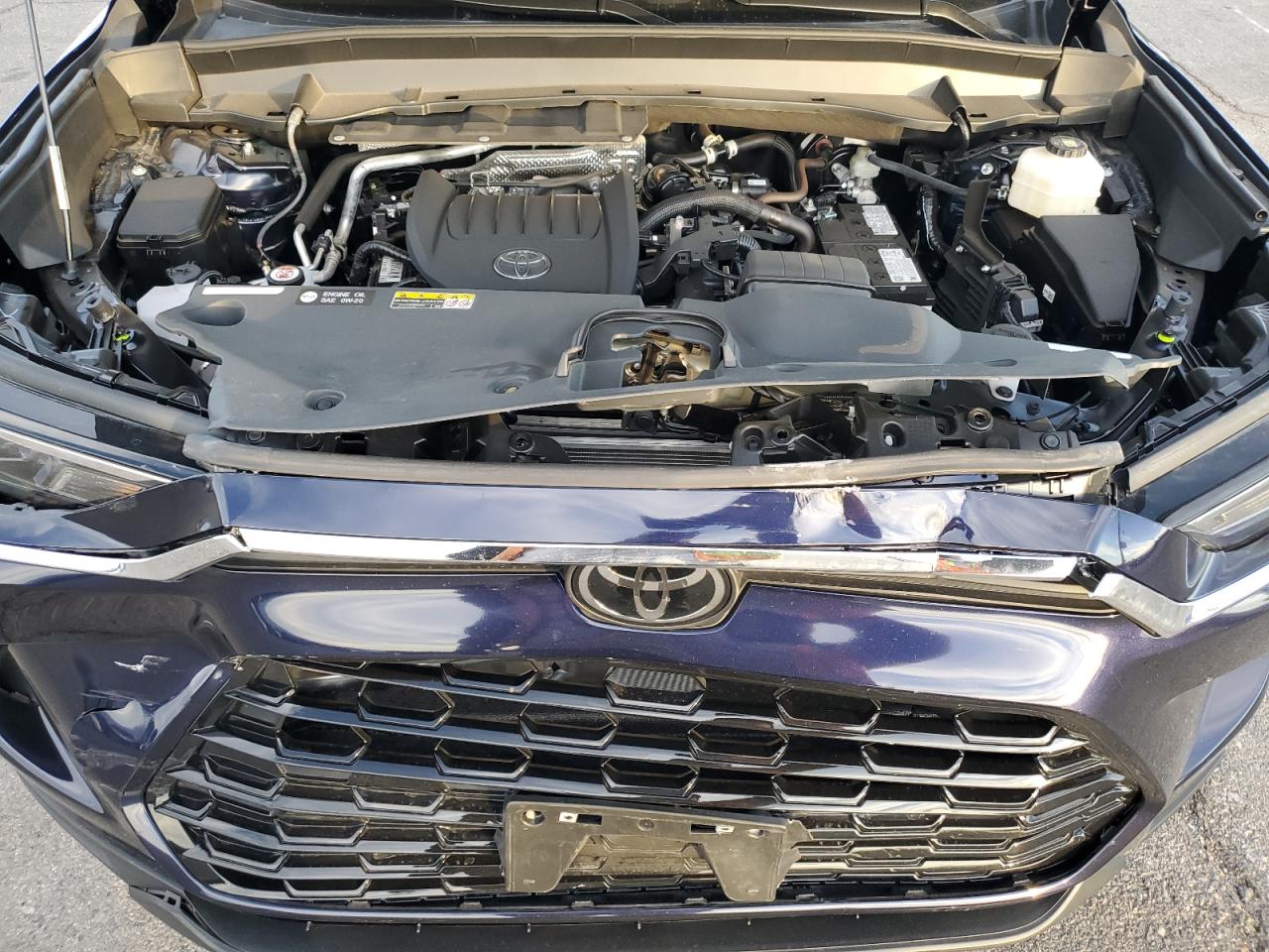 2024 TOYOTA GRAND HIGHLANDER XLE VIN:5TDAAAA55RS014794