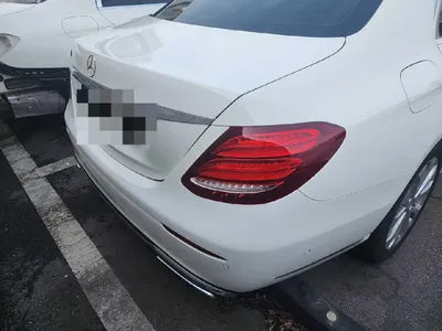 2016 Mercedes-Benz E 220 VIN: