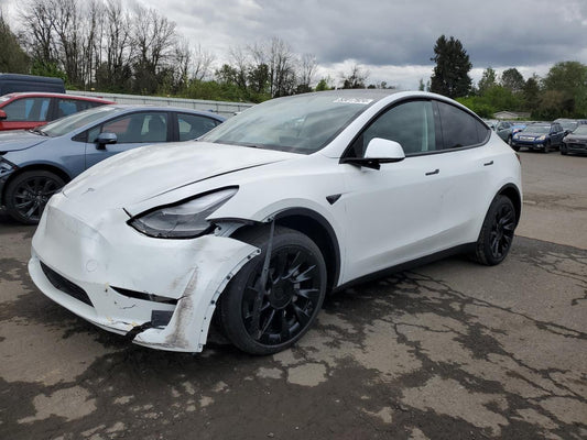 2024 TESLA MODEL Y  VIN:7SAYGAEE6RF985642