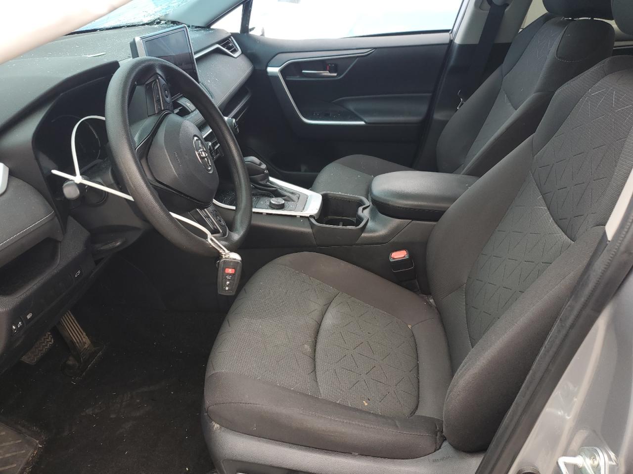 2023 TOYOTA RAV4 XLE VIN:4T3RWRFV3PU092062