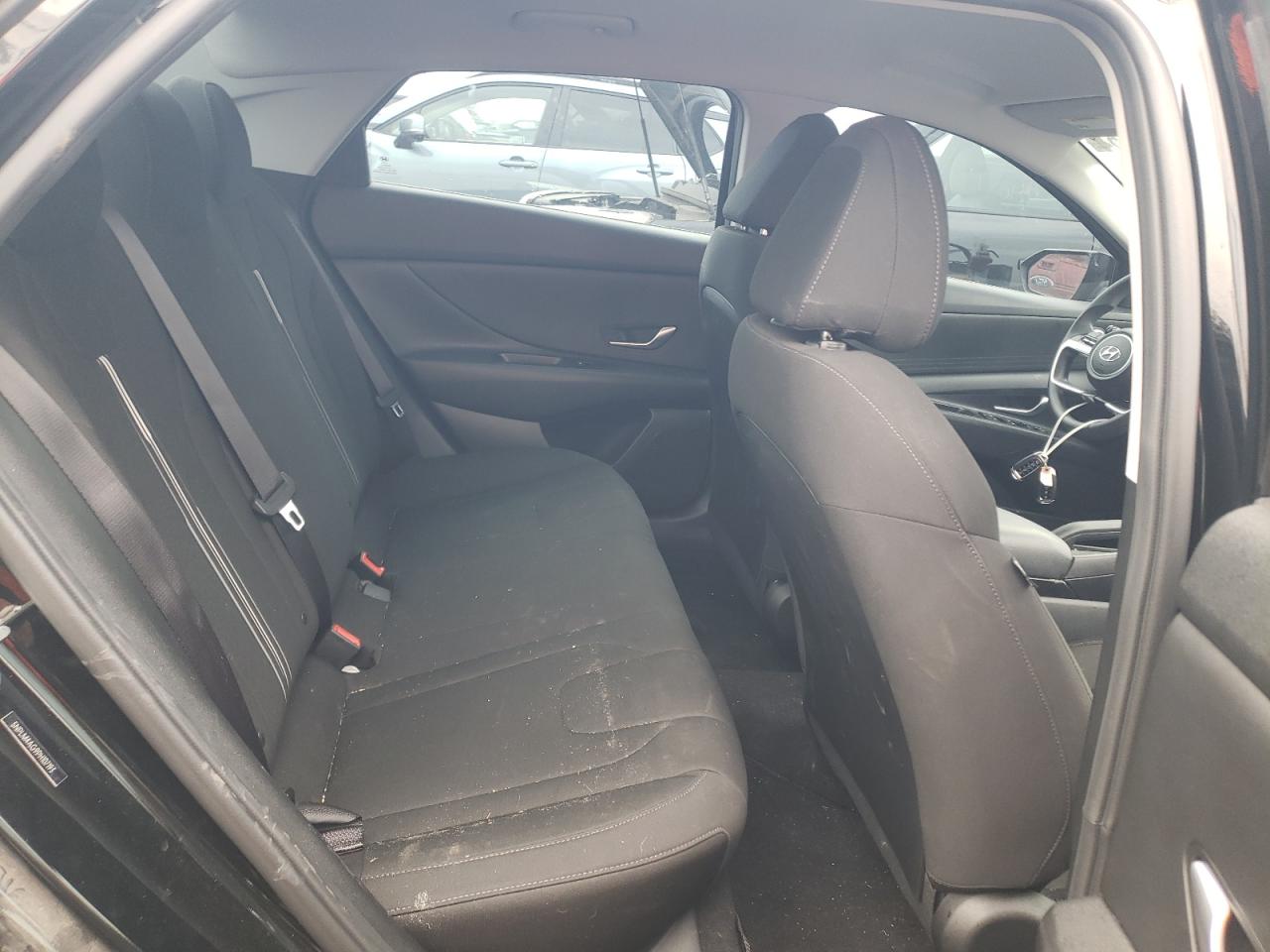 2023 HYUNDAI ELANTRA SEL VIN:5NPLM4AG9PH107193