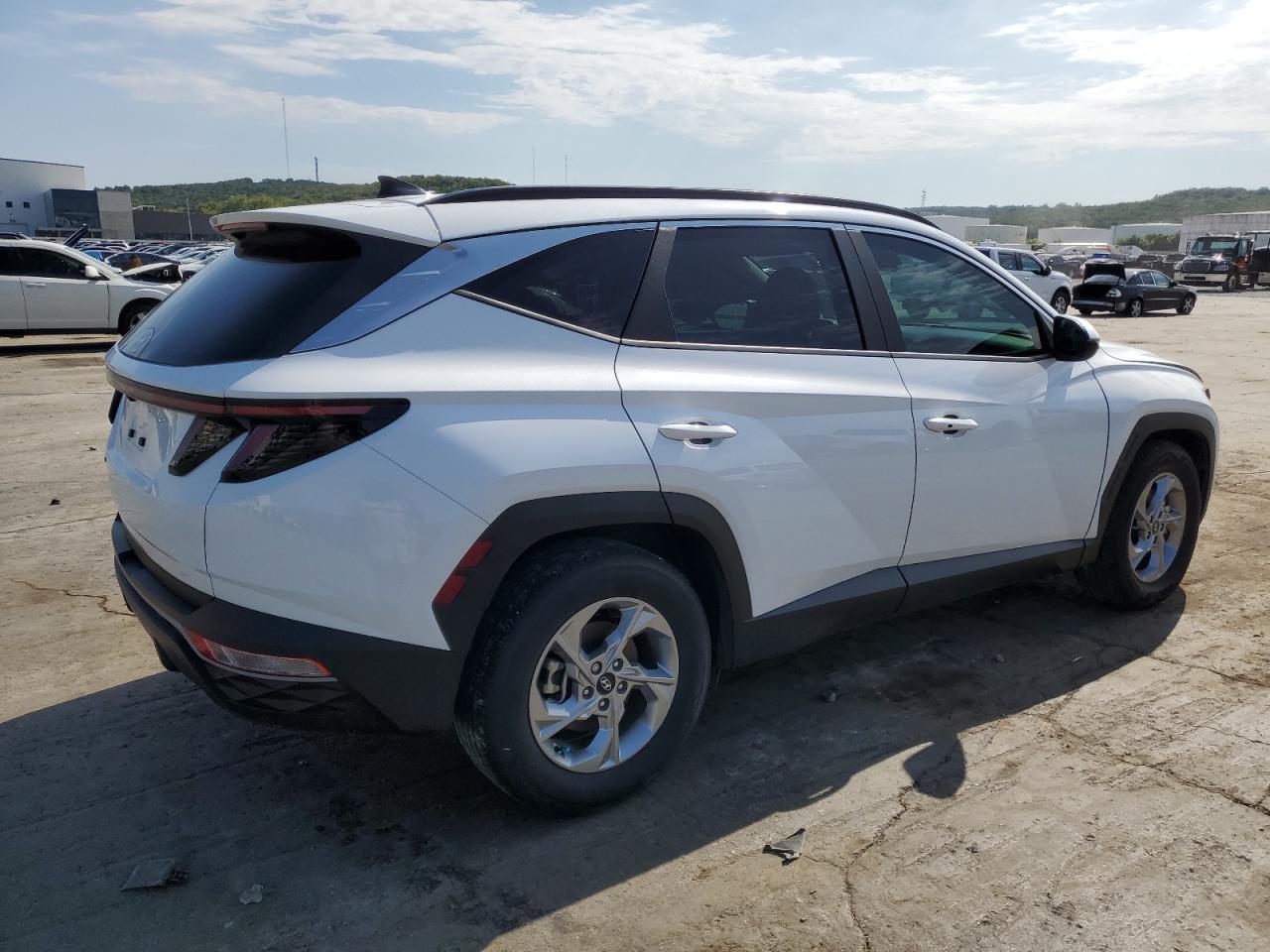 2022 HYUNDAI TUCSON SEL VIN:5NMJB3AE9NH028106