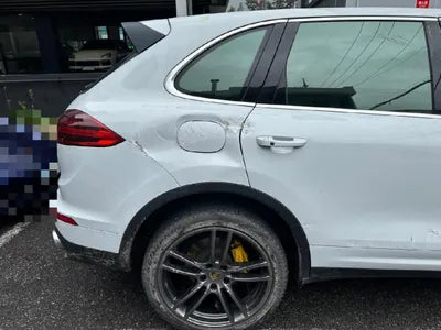 2015 Porsche Cayenne VIN: