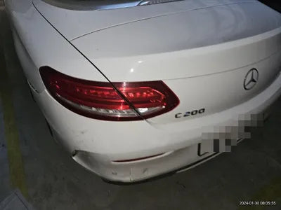 2018 Mercedes-Benz C 200 VIN: