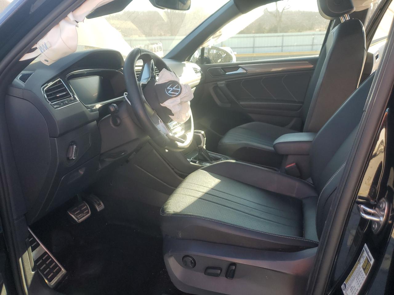 2023 VOLKSWAGEN TIGUAN SE R-LINE BLACK VIN:3VVCB7AX0PM017529