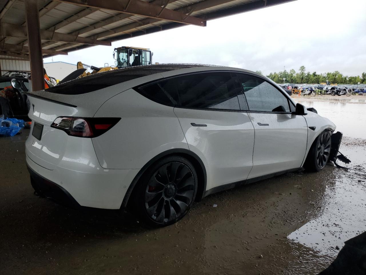 2022 TESLA MODEL Y  VIN:7SAYGDEF7NF463073