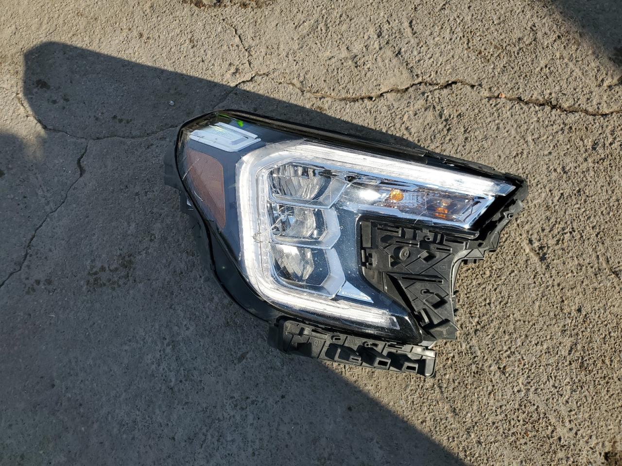 2022 GMC TERRAIN SLT VIN:3GKALPEV2NL100981