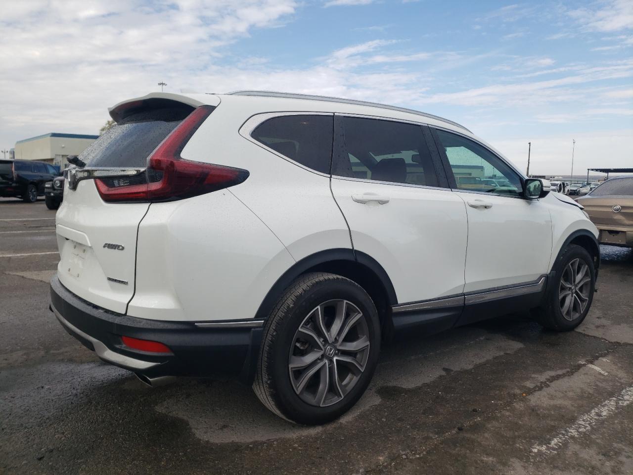 2022 HONDA CR-V TOURING VIN:2HKRW2H95NH643426