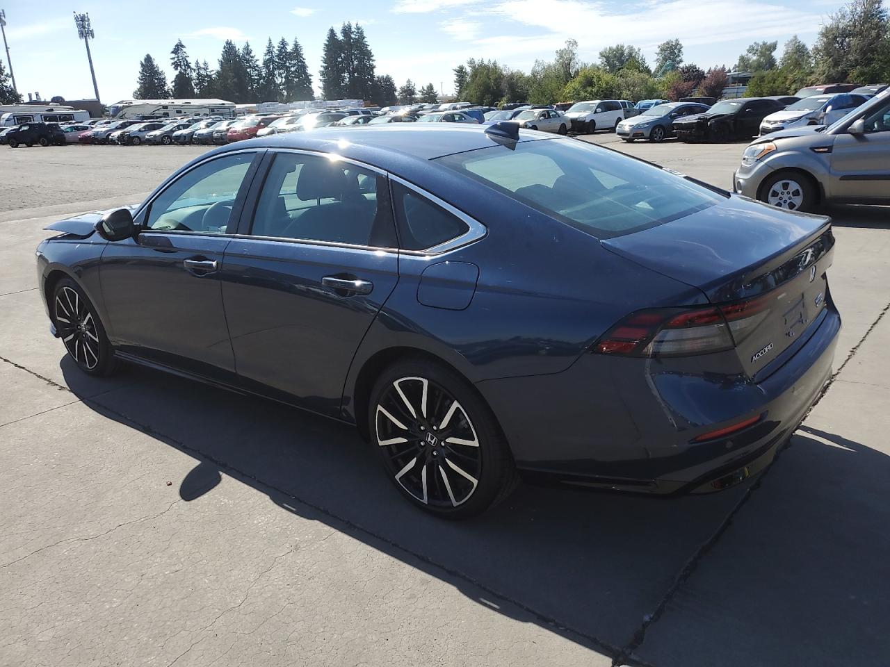 2024 HONDA ACCORD TOURING HYBRID VIN:1HGCY2F85RA041005