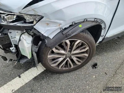2021 Volkswagen T-Roc WVGZZZA1ZMV033811 VIN:WVGZZZA1ZMV033811