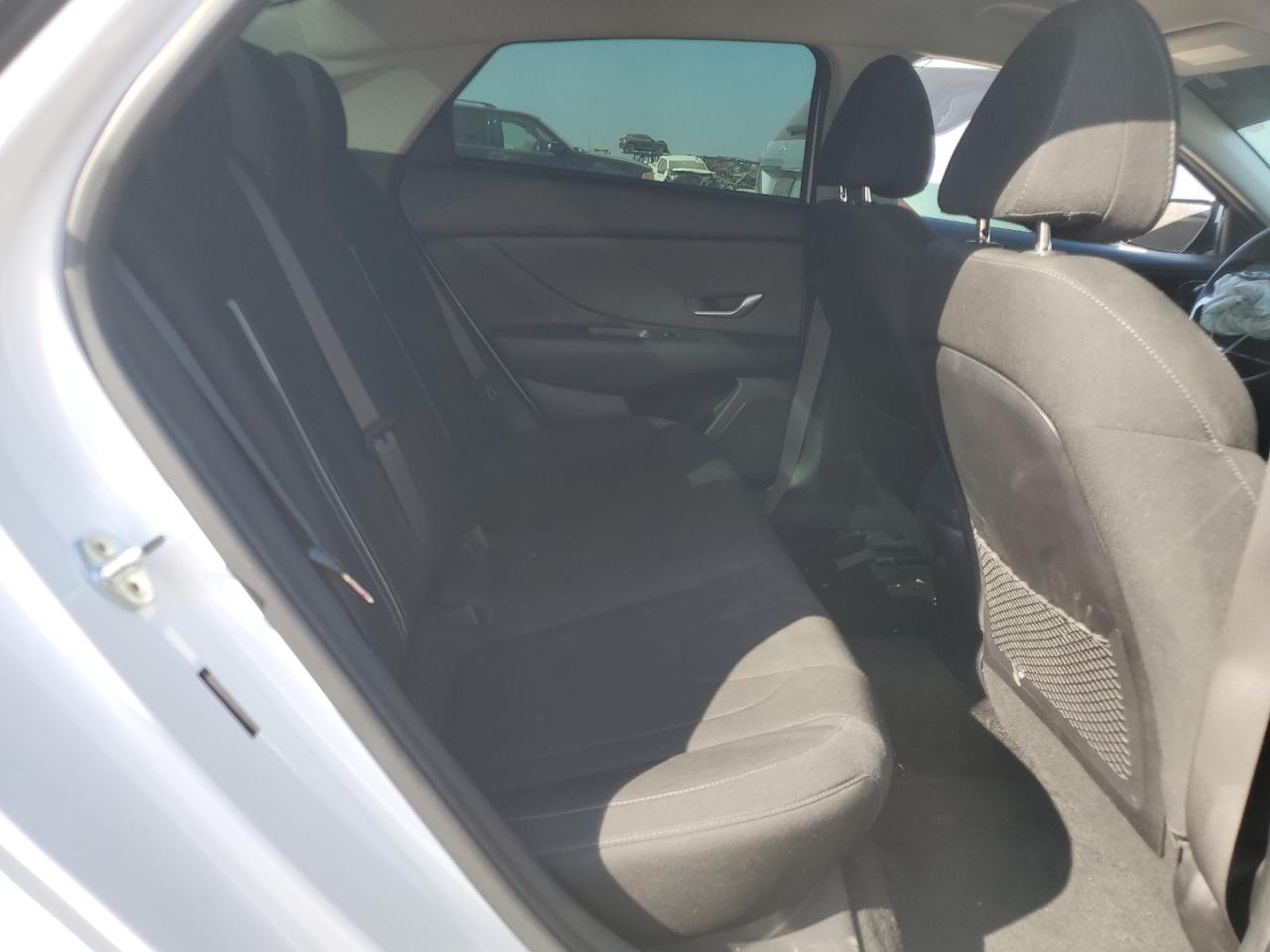 2022 HYUNDAI ELANTRA SEL VIN:5NPLM4AG2NH054429