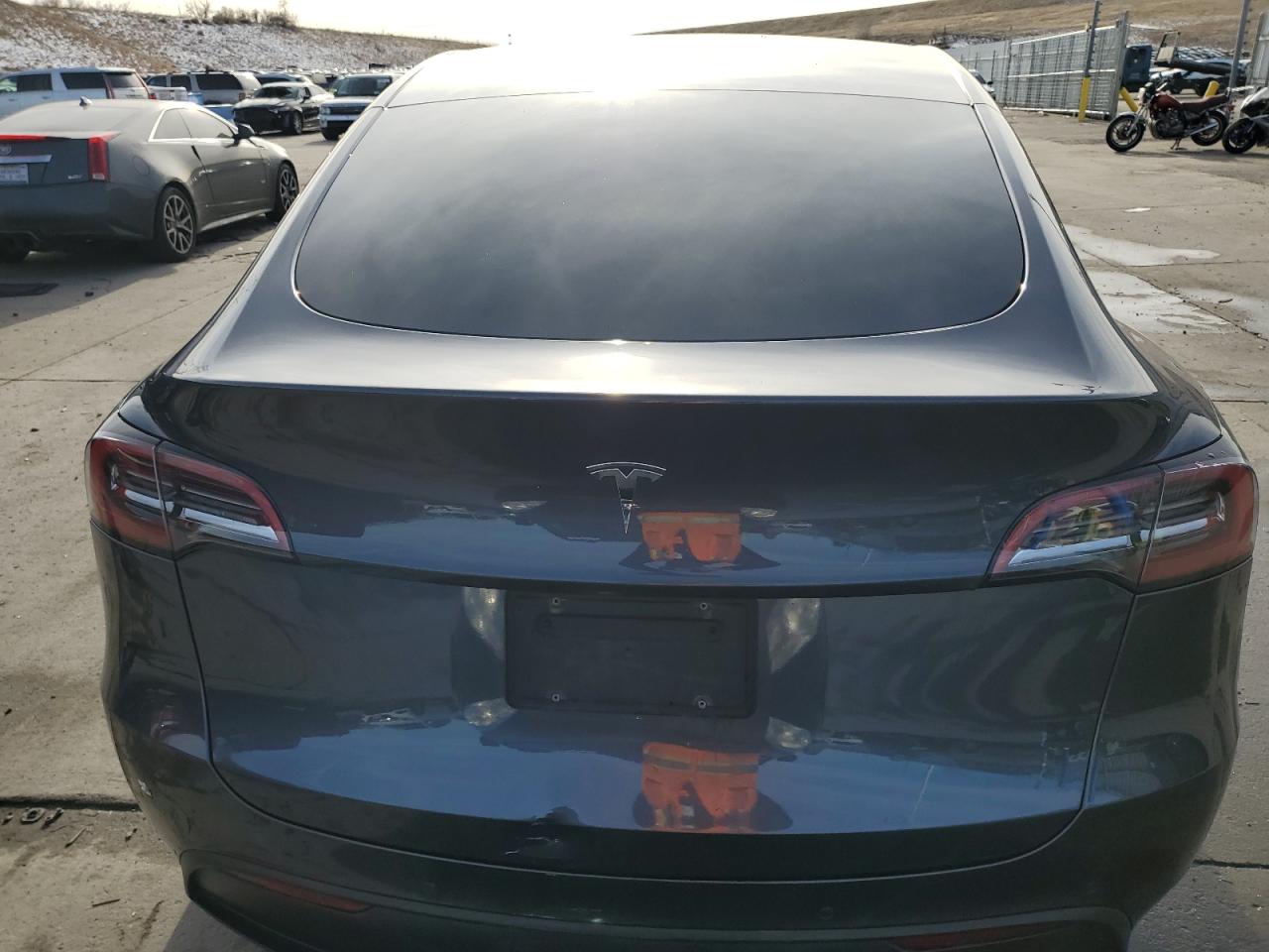 2022 TESLA MODEL Y  VIN:7SAYGDEE9NF315918