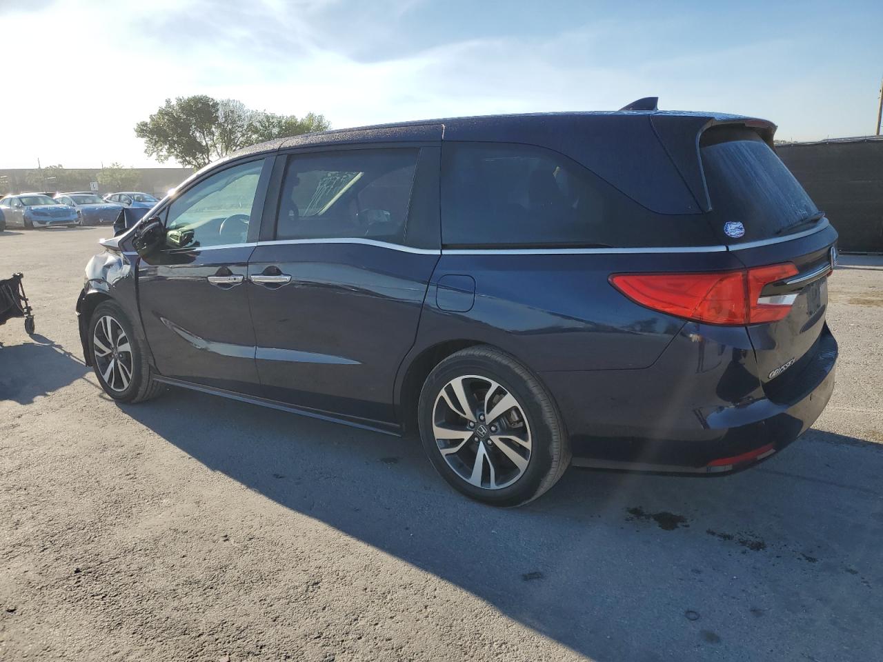 2022 HONDA ODYSSEY TOURING VIN:5FNRL6H80NB017126