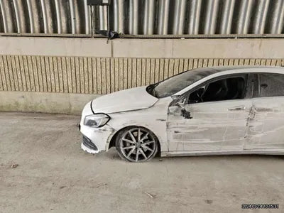 2016 Mercedes-Benz A 45 AMG WDDBF5CB4GJ465134 VIN:WDDBF5CB4GJ465134