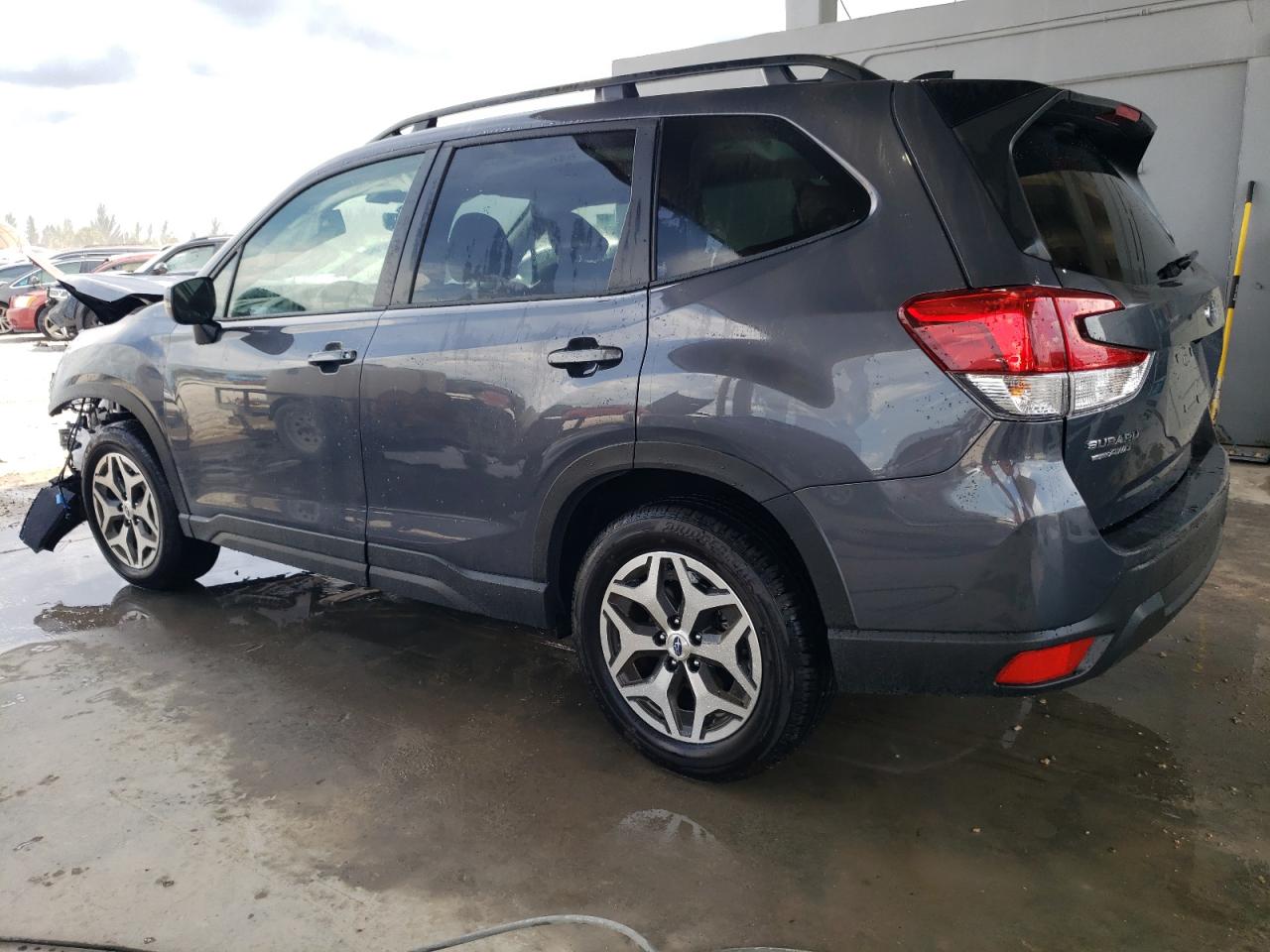 2024 SUBARU FORESTER PREMIUM VIN:JF2SKACC4RH443525