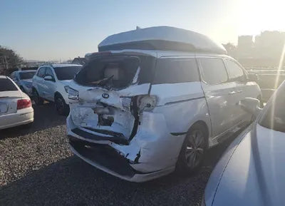 2016 Kia Carnival KNAMC81ABGS123373 VIN:KNAMC81ABGS123373