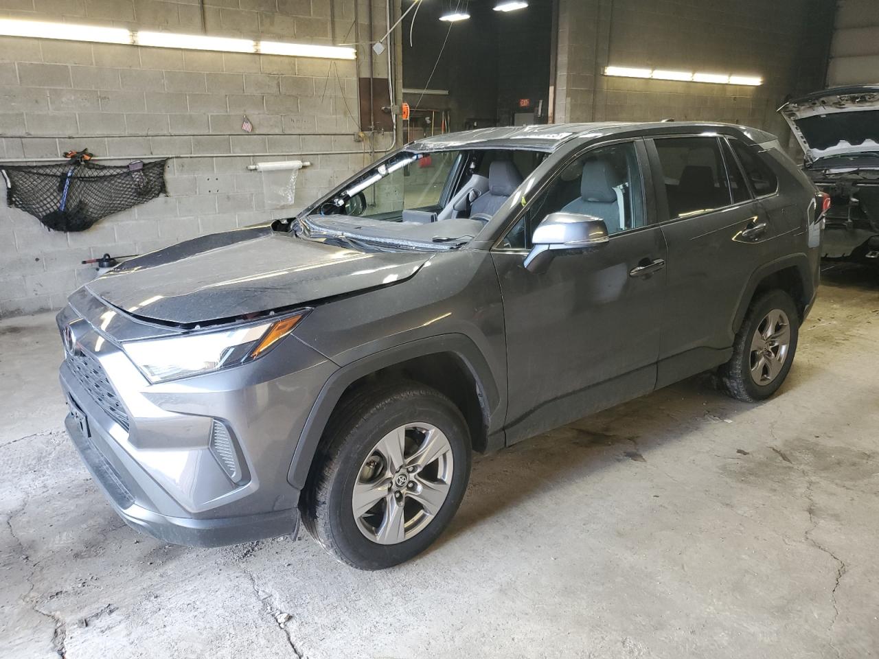 2023 TOYOTA RAV4 XLE VIN:2T3P1RFV1PW332747