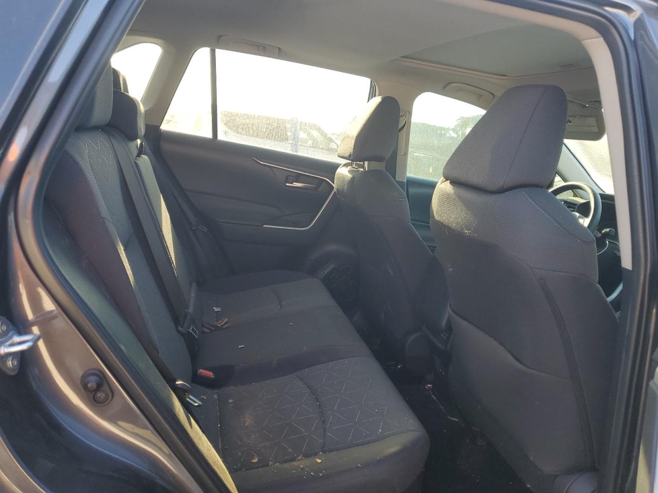 2023 TOYOTA RAV4 XLE VIN:4T3RWRFV8PU106988