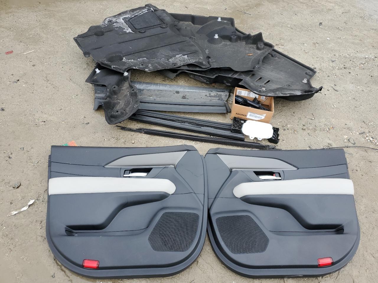 2024 TOYOTA GRAND HIGHLANDER XLE VIN:5TDAAAB52RS019143