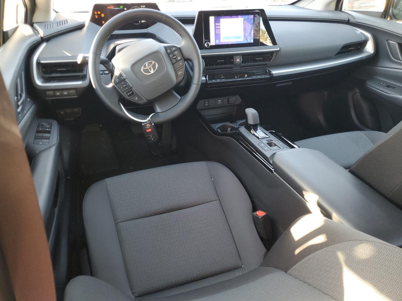 2024 TOYOTA PRIUS LE VIN:JTDACAAU6R3046107