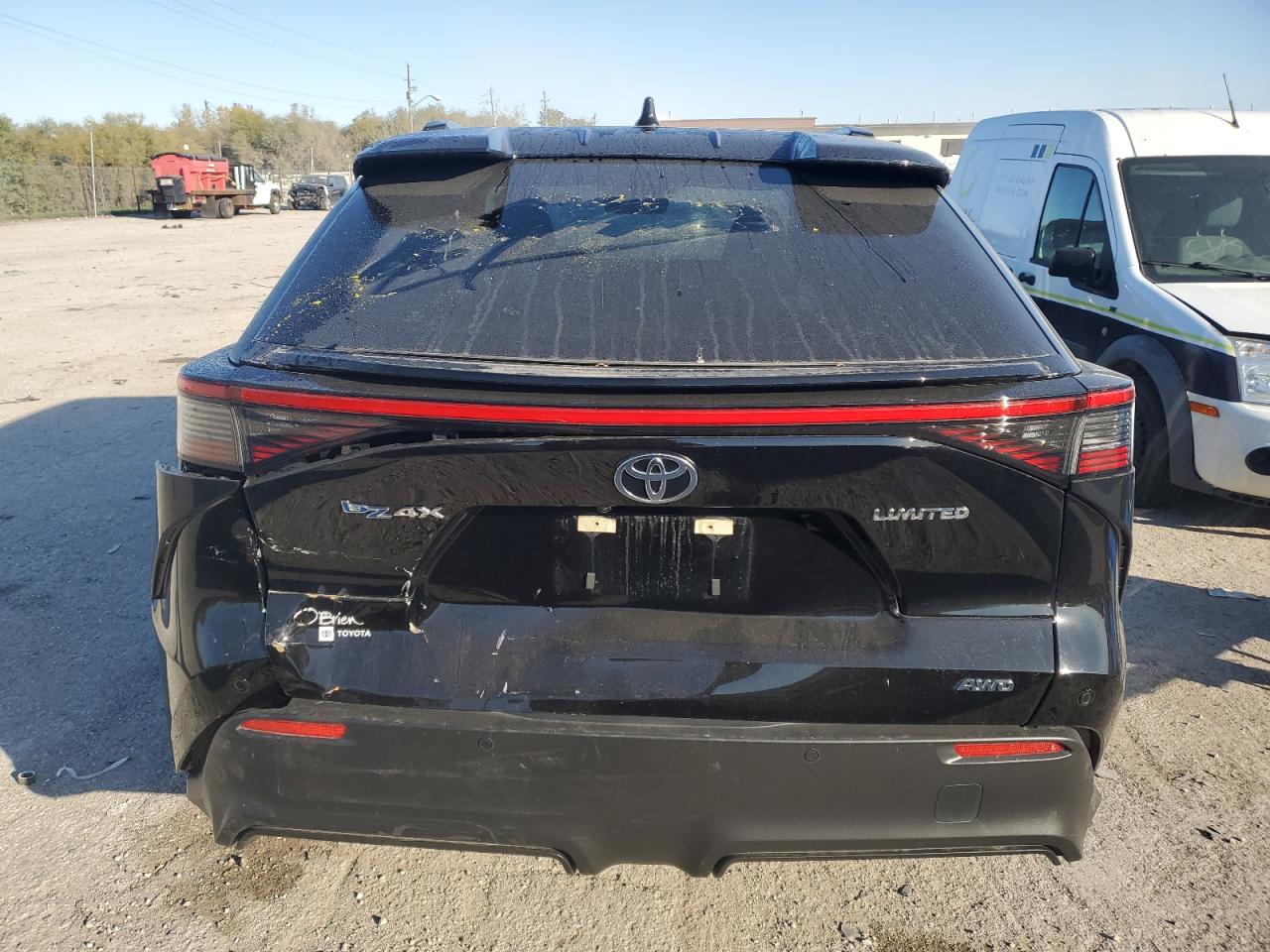 2023 TOYOTA BZ4X XLE VIN:JTMABACA5PA015302