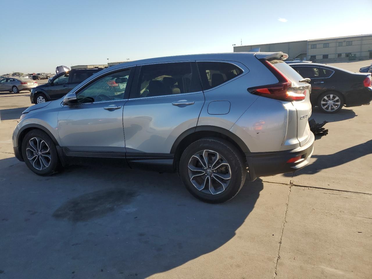 2022 HONDA CR-V EXL VIN:7FARW1H89NE021593