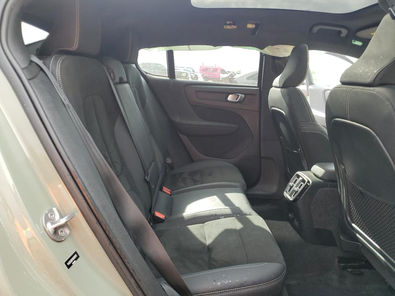 2022 VOLVO C40 P8 RECHARGE ULTIMATE VIN:YV4ED3GB7N2008172