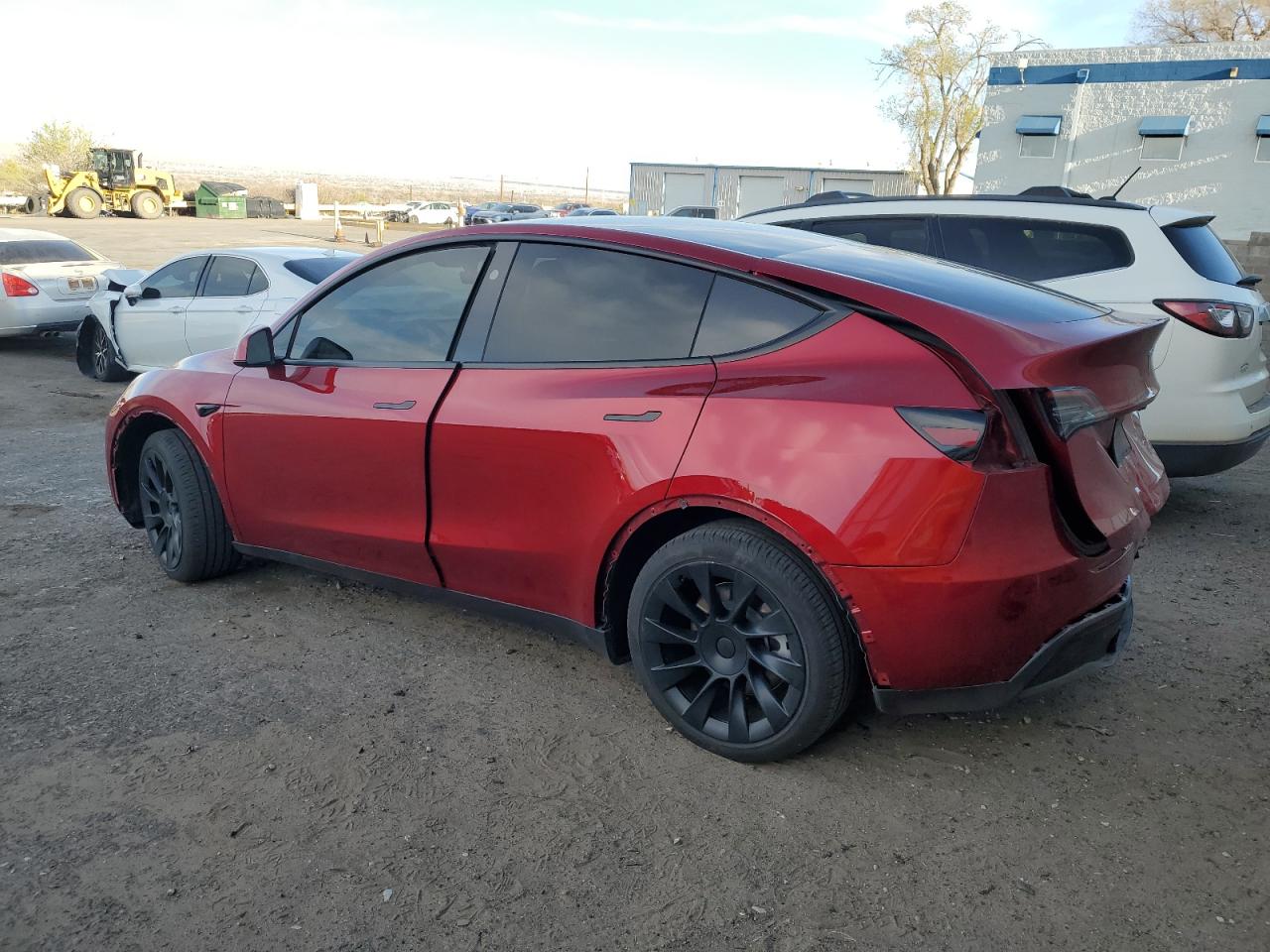 2024 TESLA MODEL Y  VIN:7SAYGDEE4RA240502