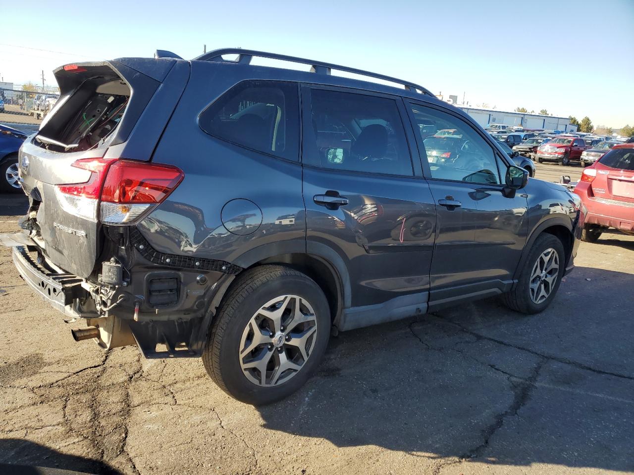 2022 SUBARU FORESTER PREMIUM VIN:JF2SKAEC4NH412508