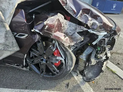 2016 Maserati Ghibli VIN: