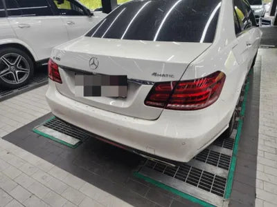 2016 Mercedes-Benz E 300 360KMWDDHF8BB2GB3 VIN:360KMWDDHF8BB2GB3