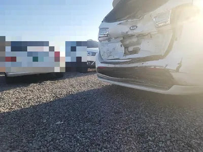 2015 Kia Carnival VIN: