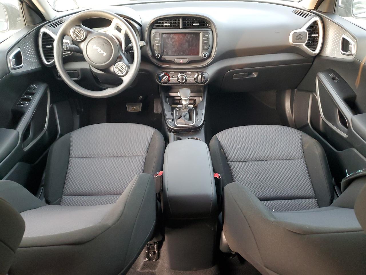 2024 KIA SOUL LX VIN:KNDJ23AU4R7915438