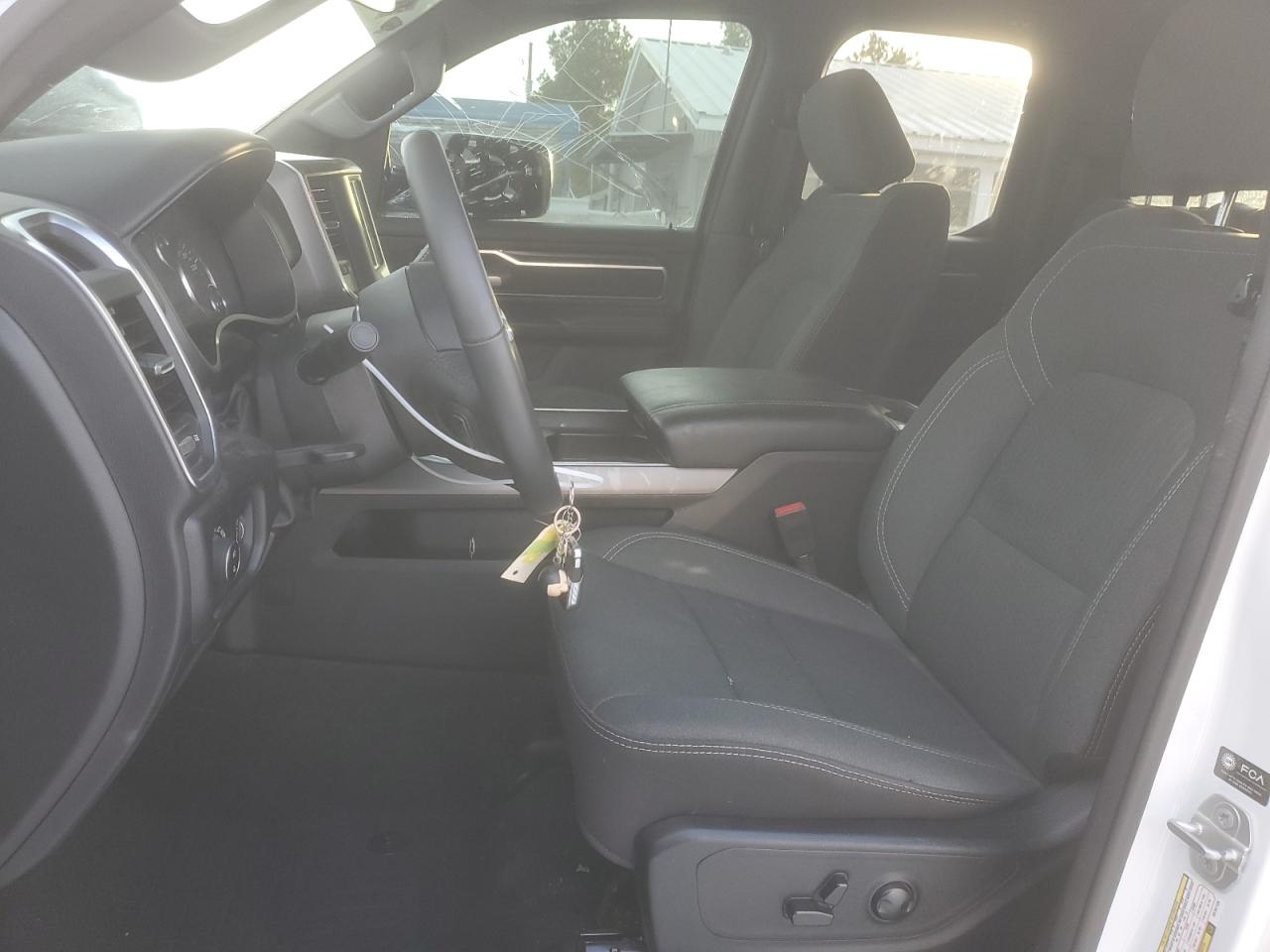 2024 RAM 1500 BIG HORN/LONE STAR VIN:1C6SRFBT3RN167128