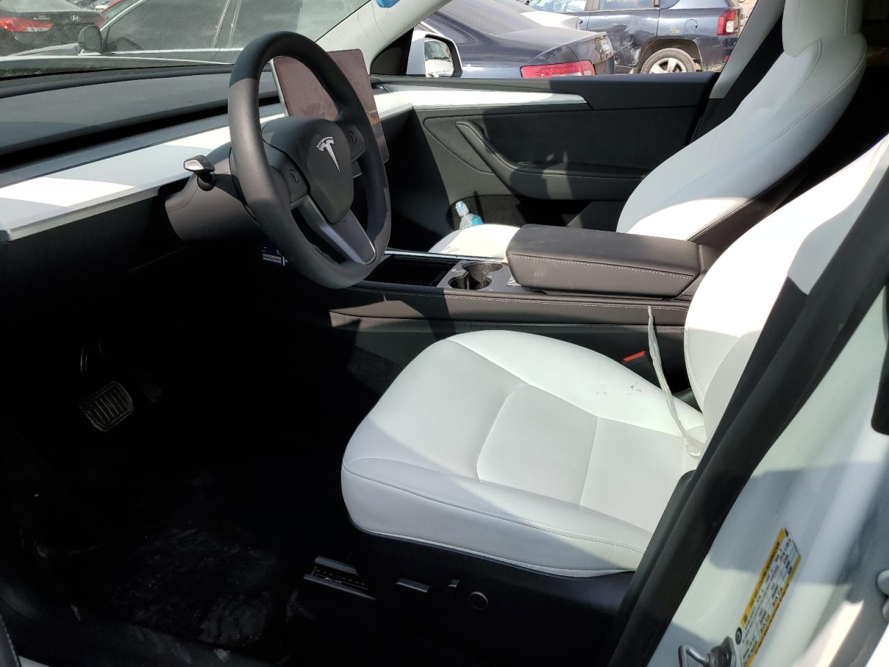 2023 TESLA MODEL Y  VIN:7SAYGDEE2PA119609