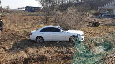2017 Mercedes-Benz E 220 VIN: