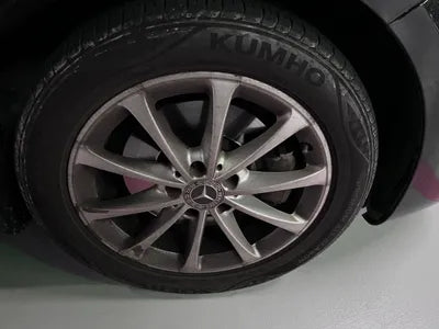 2019 Mercedes-Benz A 220 VIN: