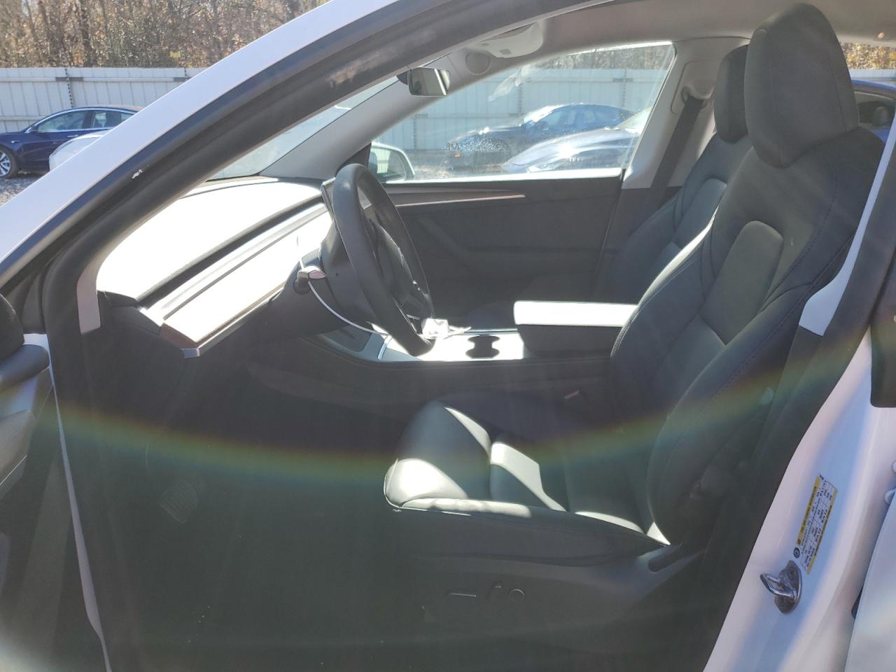 2024 TESLA MODEL Y  VIN:7SAYGAEE7RF091388
