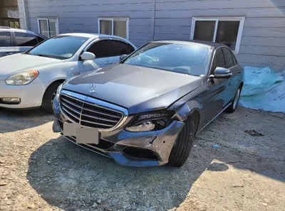 2015 Mercedes-Benz C 220 VIN: