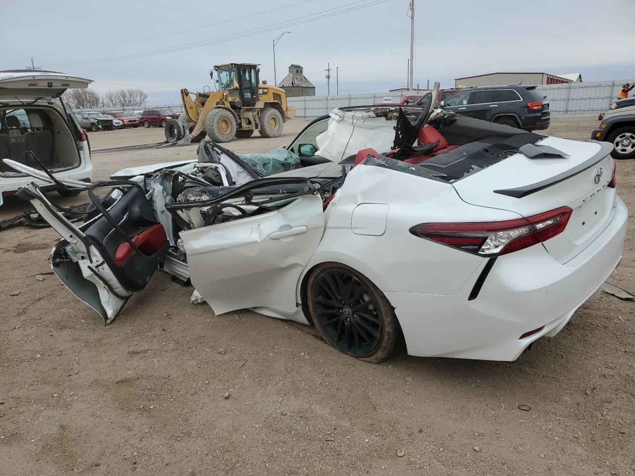 2022 TOYOTA CAMRY TRD VIN:4T1KZ1AK0NU067195