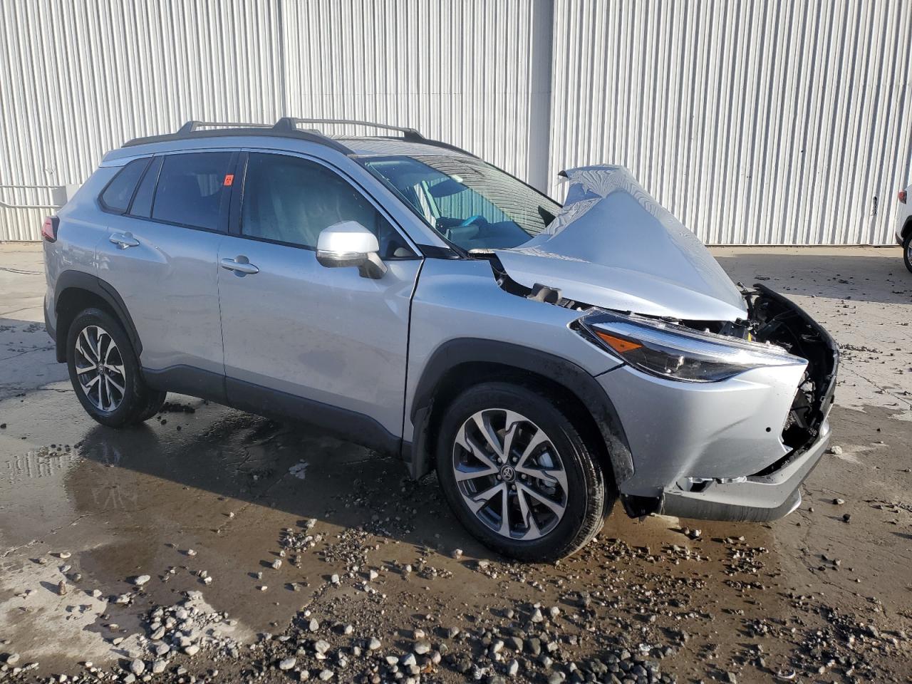 2024 TOYOTA COROLLA CROSS XLE VIN:7MUDAABG8RV089394