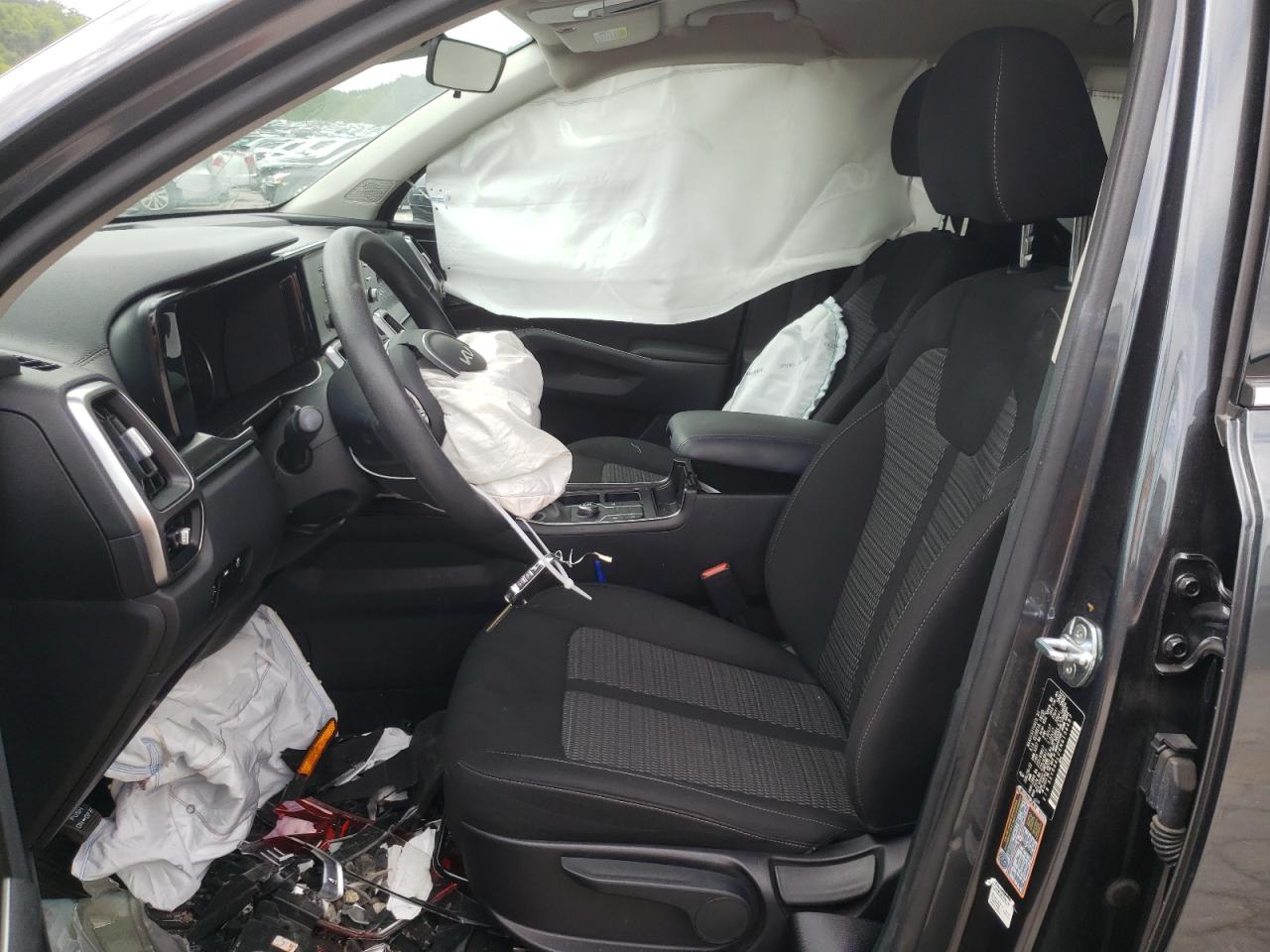 2022 KIA SORENTO LX VIN:5XYRG4LC6NG136487