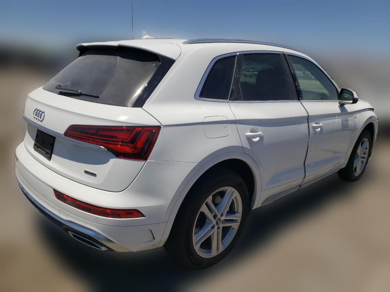 2024 AUDI Q5 E PREMIUM 55 VIN:WA1G2AFY3R2055503