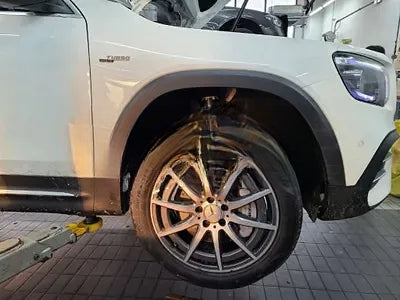 2023 BMW B3 NONE VIN: