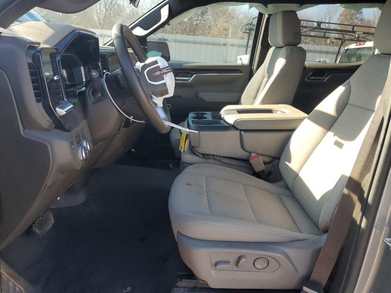 2024 GMC SIERRA K1500 SLE VIN:1GTUUBED6RZ269190