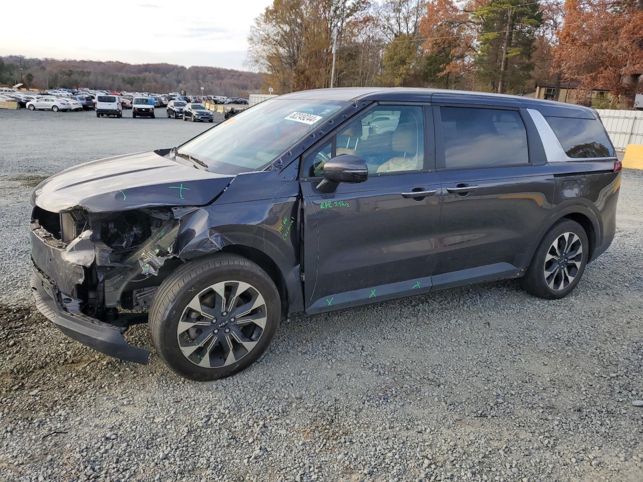 2022 KIA CARNIVAL EX VIN:KNDNC5H37N6168103