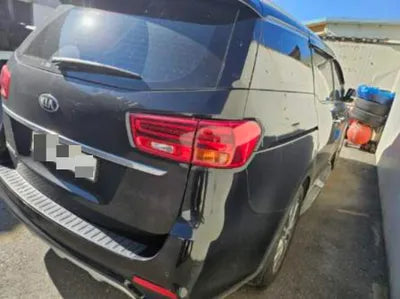 2018 Kia Carnival VIN: