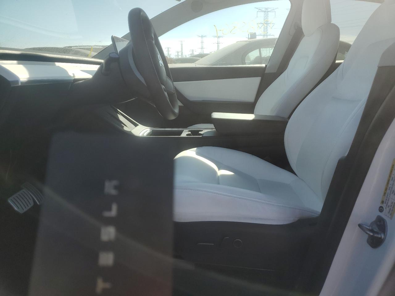 2022 TESLA MODEL Y  VIN:7SAYGDEFXNF375585